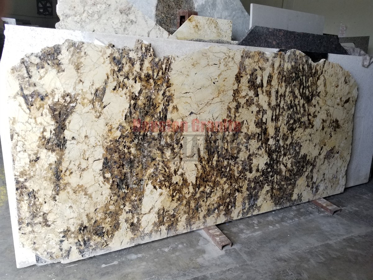 Golden Crystal Granite Remnant 93