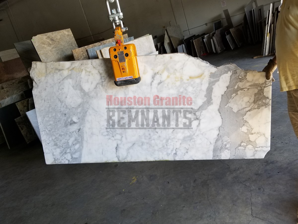 Carrara White Marble Remnant 68