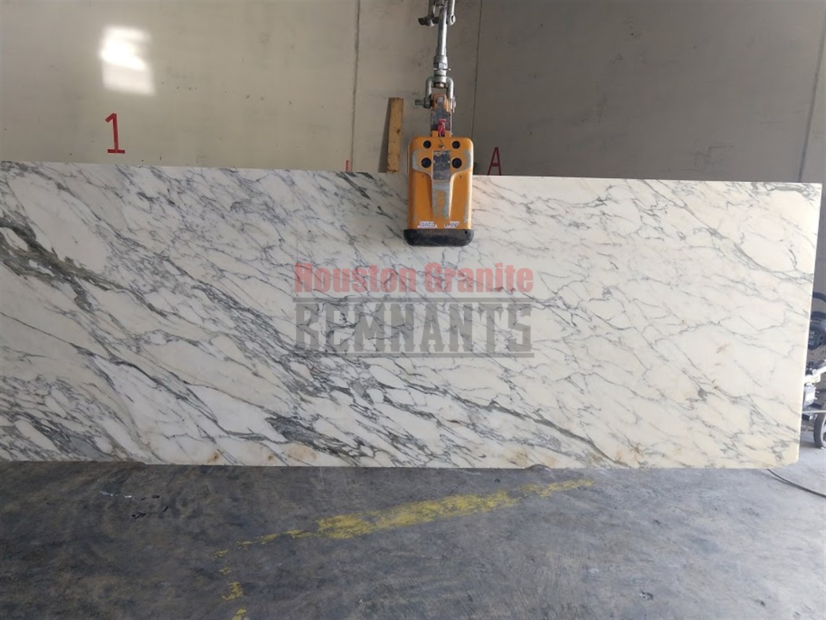 Calacatta Marble Remnant 102