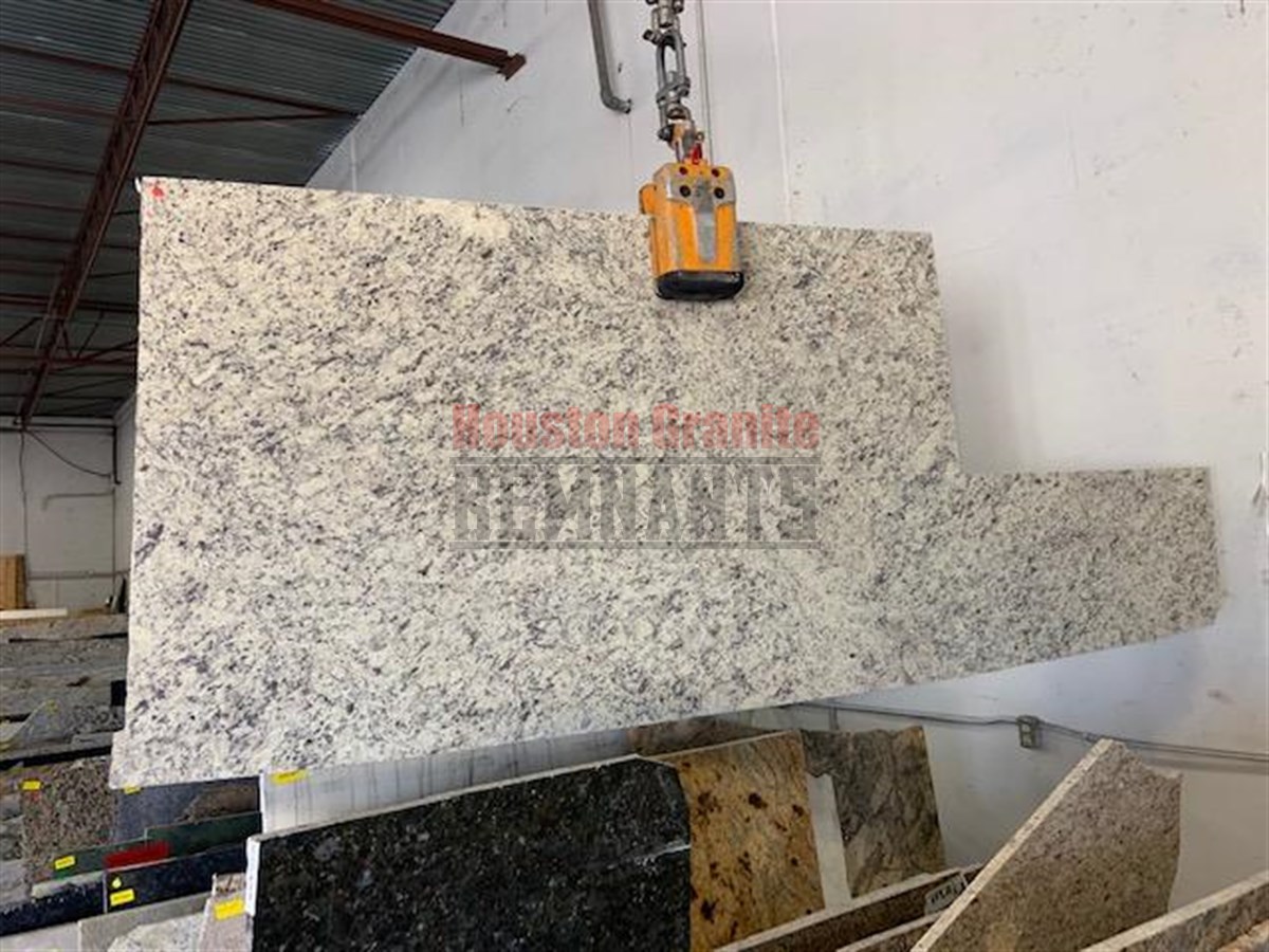 Santa Cecilia Granite Remnant 77.8