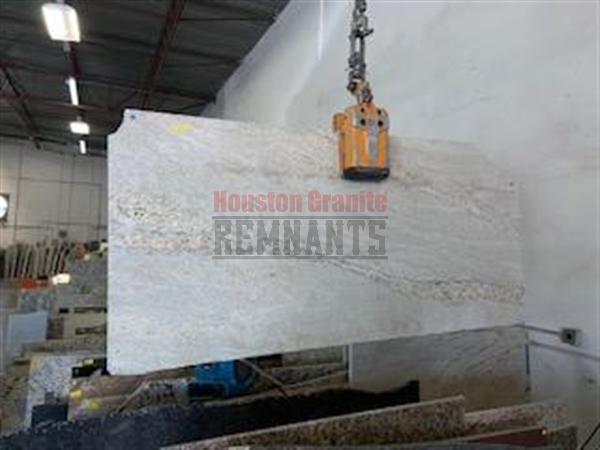 Pura Cina White Granite Remnant 72