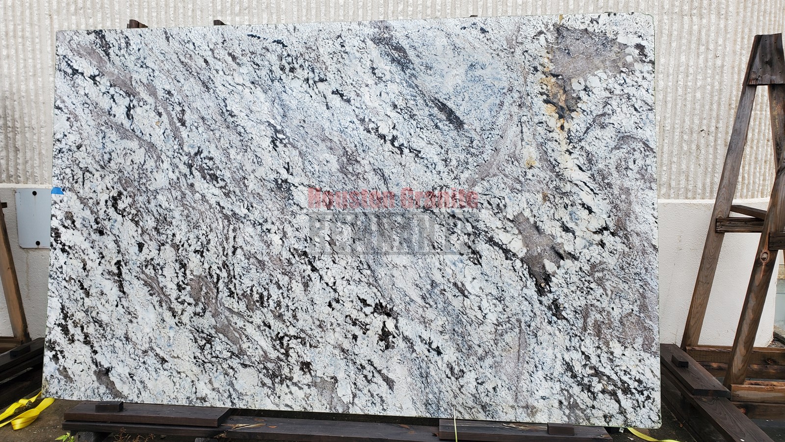 Bono Granite Remnant 122